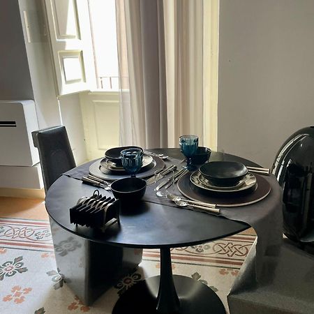 Dimora Bormioli Apartment Bari Bagian luar foto