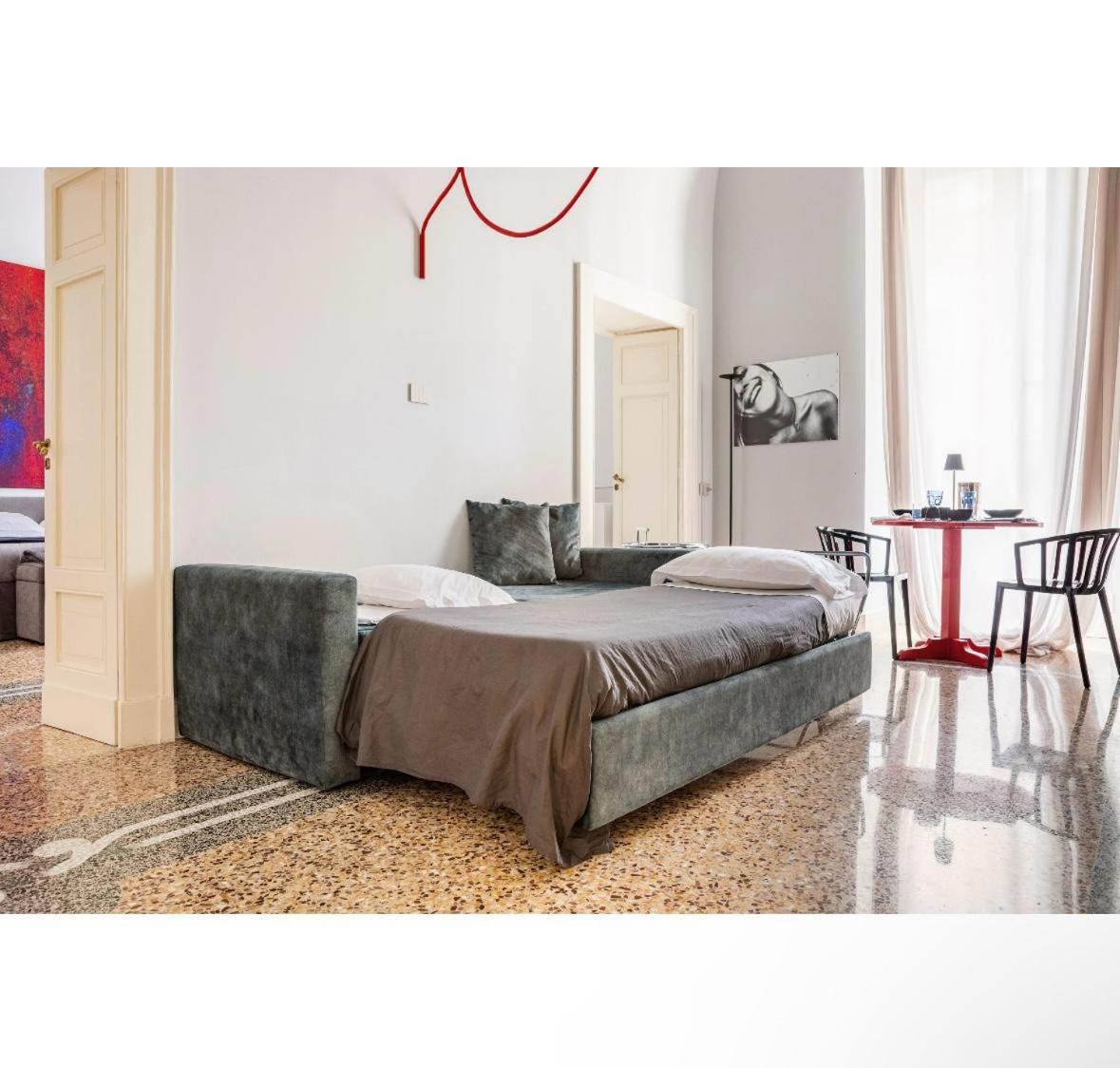 Dimora Bormioli Apartment Bari Bagian luar foto